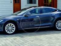 Grå Tesla S etter Ekovask vannfri bilvask og polering på HOP